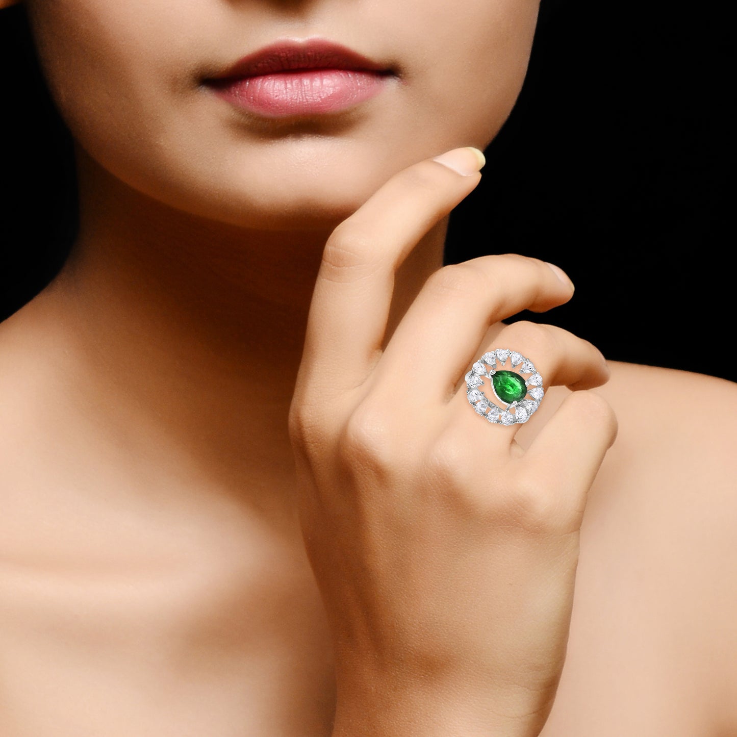 Aurora Green Emerald Ring