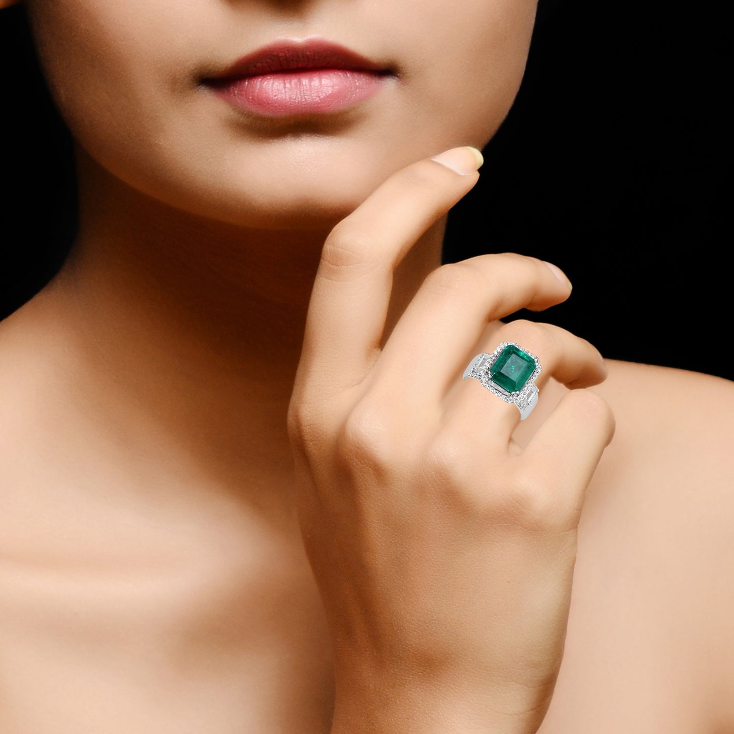 Royal Green Emerald Cocktail Ring